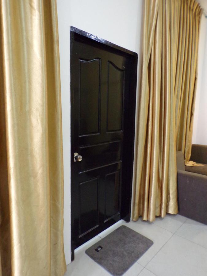 Appartamento Ananta Lavender Phnom Penh Esterno foto